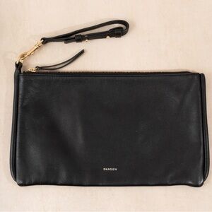 Skagen Black Leather Wristlet